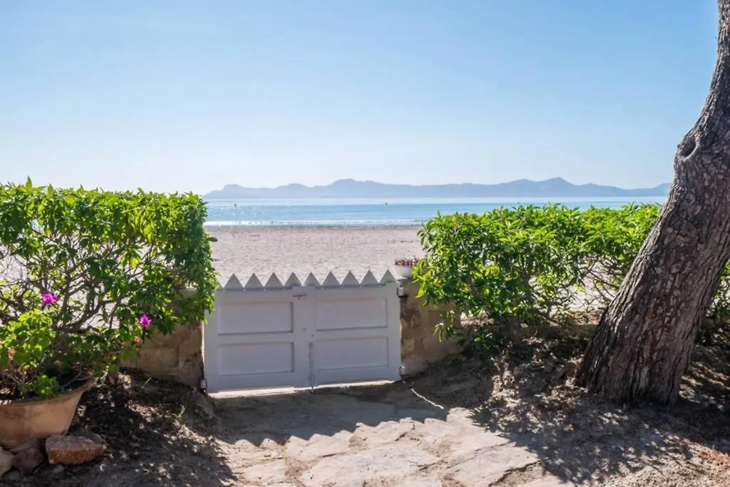 Waterfront 3 Bedroom Beach Apartment Alcudia
